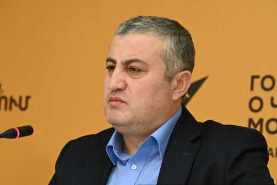 La préservation de la collection du Musée du tapis de Chouchi est menacée : Vardan Astsatryan