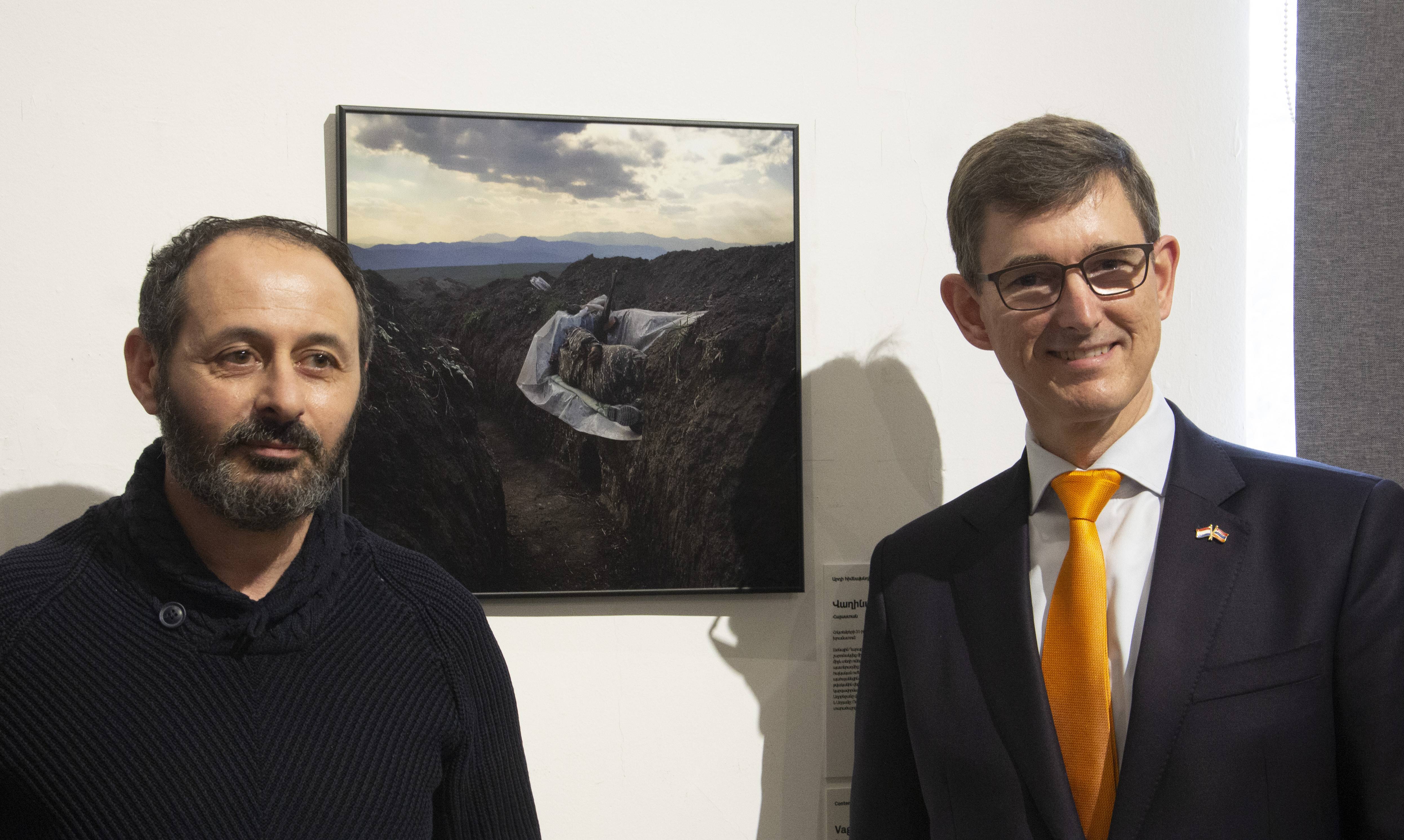 "Sleeping soldier" de Vaghinak Ghazaryan, le World Press Photo en exposition à Erevan