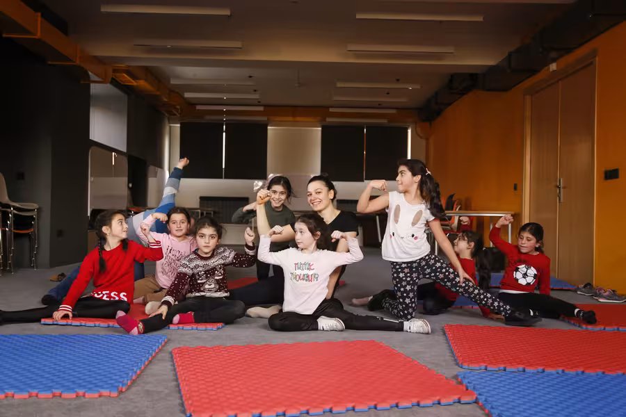 KASA propose aux jeunes de Gyumri un développement holistique