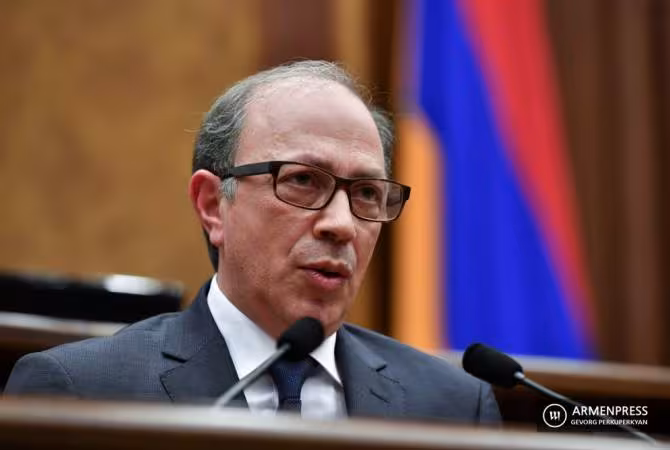 Ara Aivazian réaffirme la position de principe de l'Arménie sur le règlement final du conflit du Haut- Karabakh