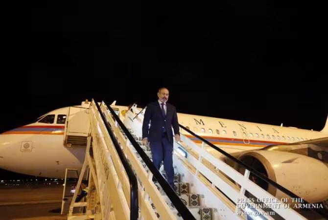 La délégation de Nikol Pashinyan est arrivée à Paris