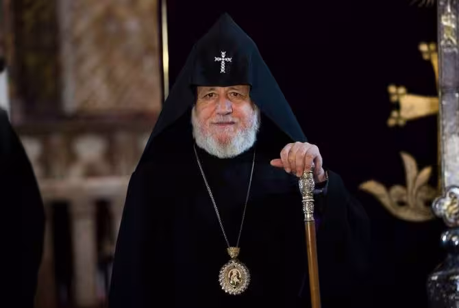 Le Catholicos de tous les Arméniens est parti pour Syunik et l'Artsakh