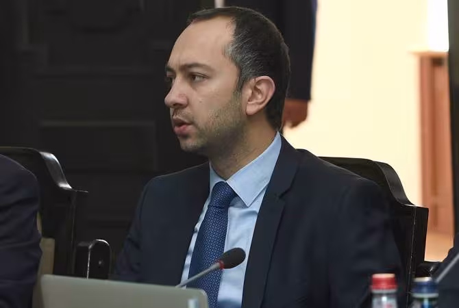 La voie n'est pas simple et facile:Aghajanian sur le groupe de travail tripartite des vice-premiers ministres