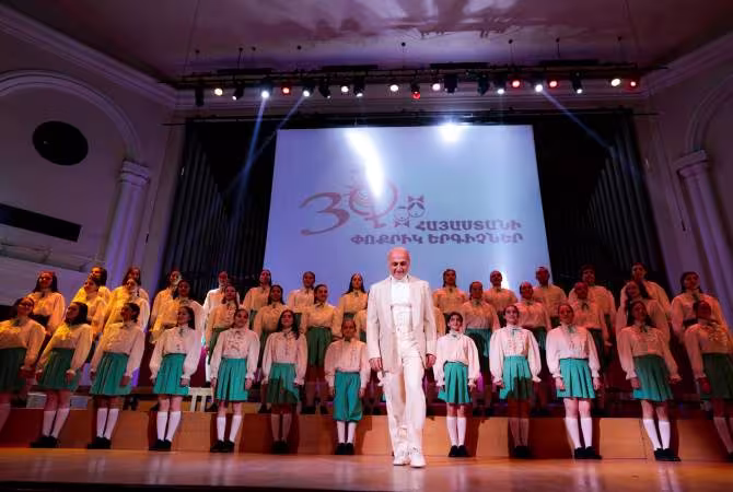 Les Petits Chanteurs d'Arménie, reconnus comme l'une des meilleures chorales d'enfants au monde, fêtent leur 30e anniversaire
