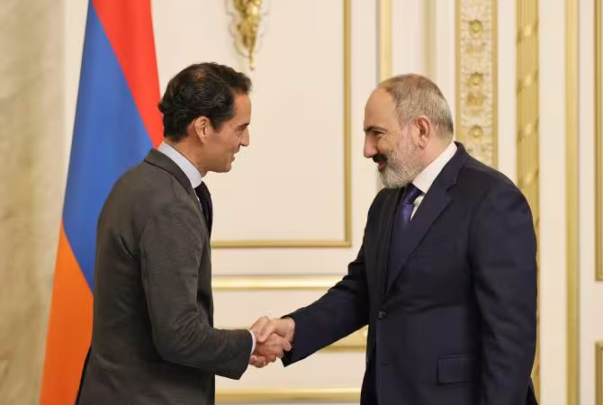 Nikol Pashinyan a reçu le Représentant spécial du Secrétaire général de l'OTAN pour le Caucase et l'Asie centrale
