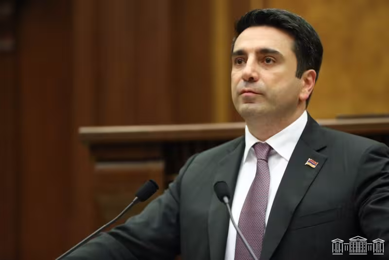 Un accord de paix avec l'Azerbaïdjan fait l'objet de discussions actives.