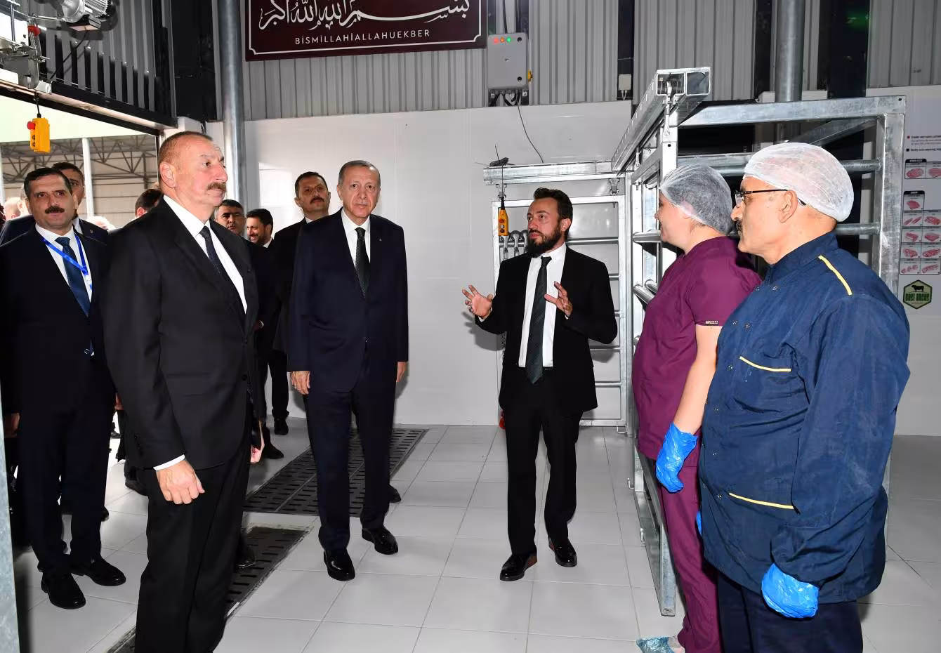 « Les frères » Azerbaïdjan et Turquie tissent des liens commerciaux lucratifs dans le Karabakh