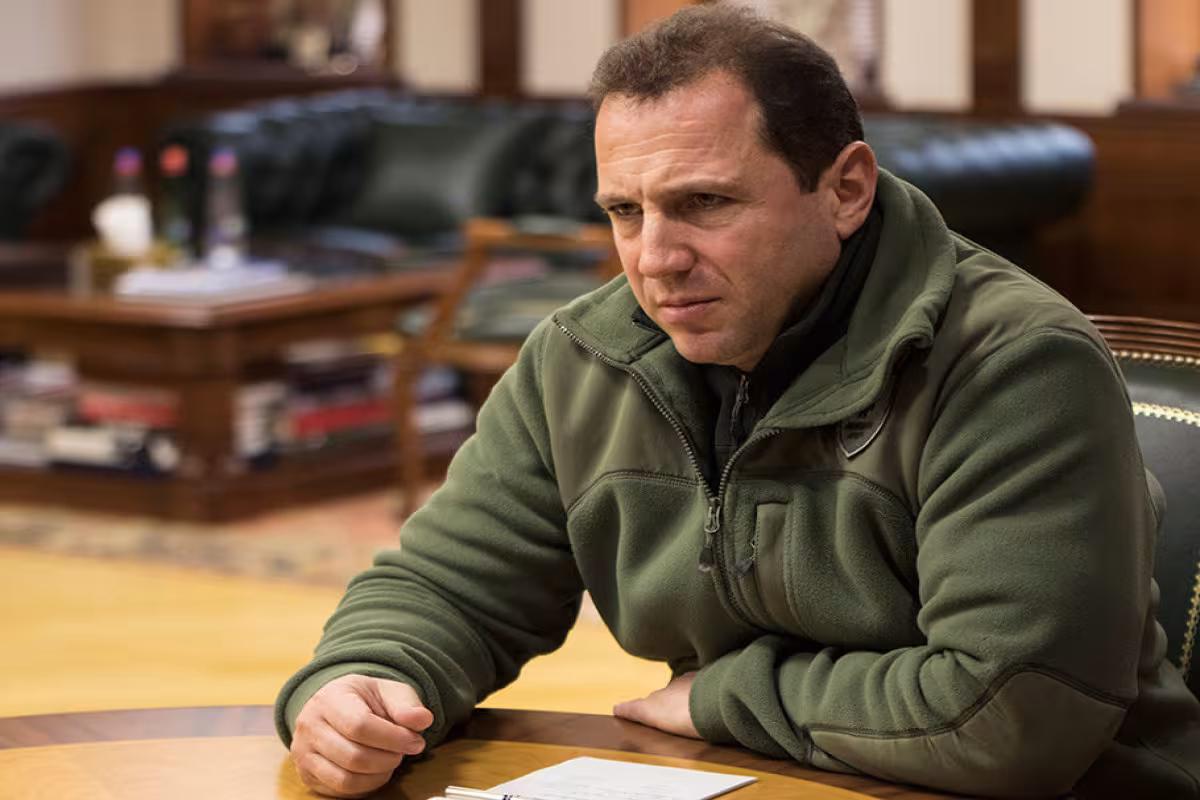 L'affaire contre Tonoyan et les autres portée devant la justice