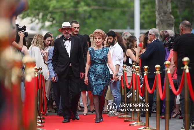 Tapis rouge pour l'Abricot d’Or 