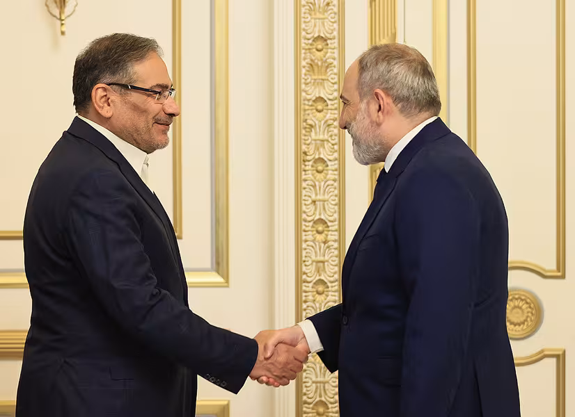 L'Iran à l'Arménie : « Intégrité territoriale des États  et inviolabilité des frontières  » 