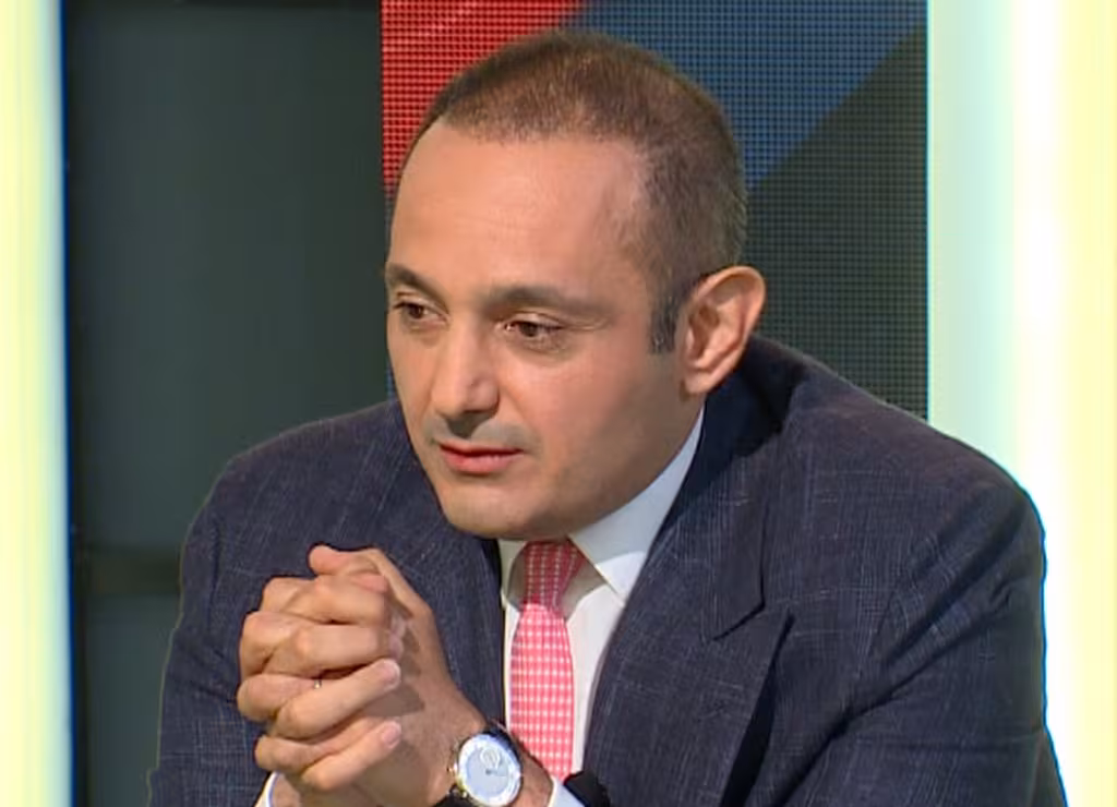 Davit Papazyan, l'ancien directeur de l'ANIF, a poursuit en justice son conseil
			d'administration