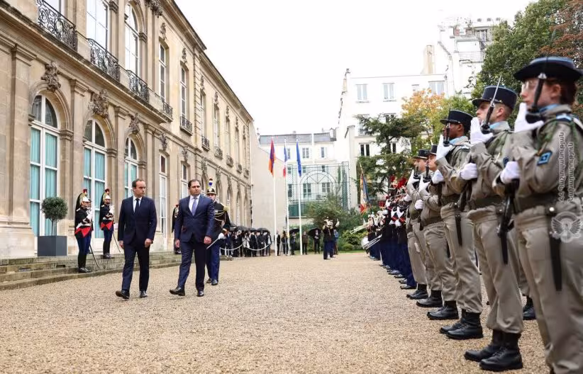 Pourquoi la France arme-t-elle l'Arménie ?